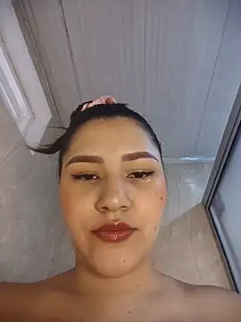 Julia-Blair online show from April 19, 2026, 5:36 pm