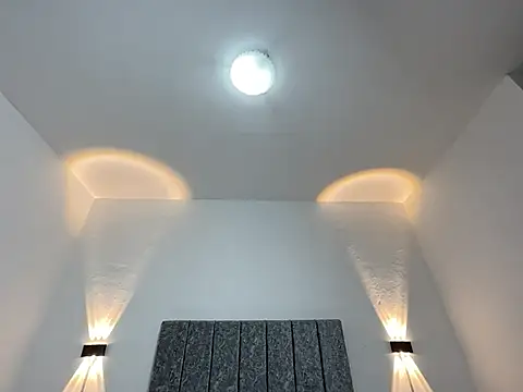 Mia Allenn online show from February 3, 2026, 12:32 pm