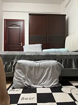 A-ZJunn online show from January 6, 2026, 11:58 am