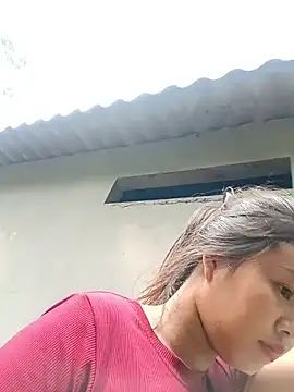 Snapshot of Pretty-haert chatting on March 3, 2026, 6:31 am Pretty-haert online show from March 3, 2026, 6:31 am