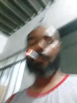 avatazo online show from December 2, 2025, 7:10 am