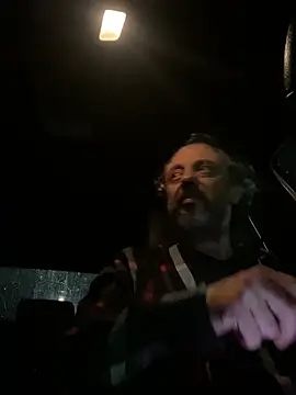 Petebulimia online show from April 8, 2026, 7:21 am