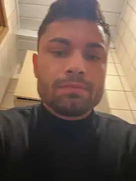 Daniel fit online show from December 1, 2025, 2:12 am