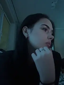 KaroSweet69 online show from December 1, 2025, 9:37 pm