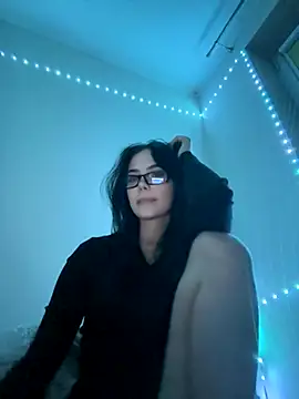 KaroSweet69 online show from December 2, 2025, 5:58 pm