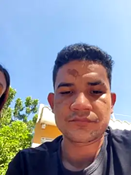 Jessyjames  online show from December 5, 2025, 2:37 pm