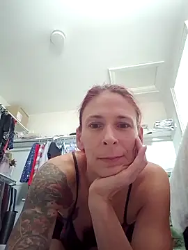 poleslut69 online show from December 18, 2025, 4:00 pm