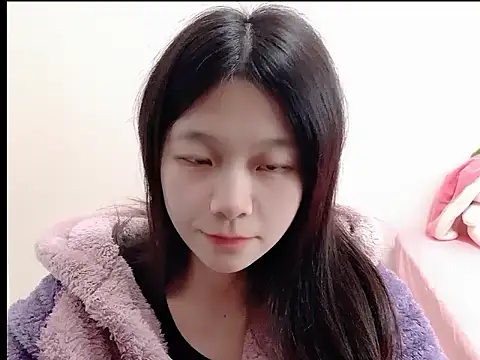 youyou-66 online show from December 18, 2025, 5:45 am