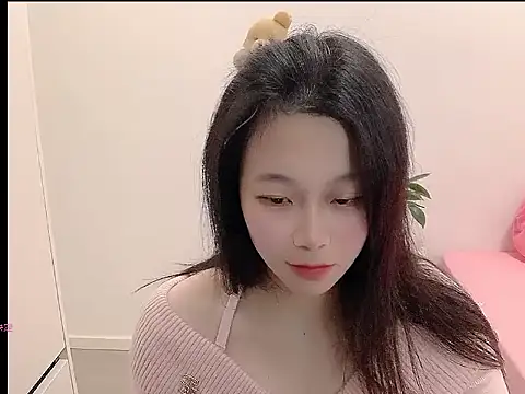 youyou-66 online show from December 22, 2025, 8:47 am