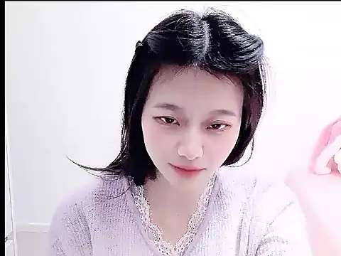 youyou-66 online show from December 17, 2025, 9:47 am