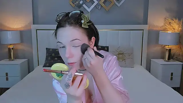 Snapshot of YONA_WINK chatting on February 11, 2026, 3:56 pm YONA WINK online show from February 11, 2026, 3:56 pm