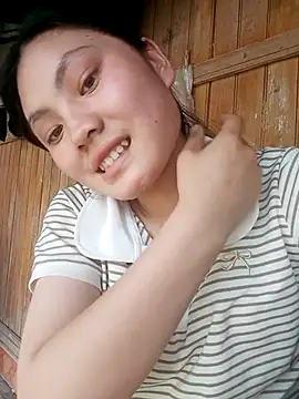 Hilary-123 online show from April 7, 2026, 5:42 am