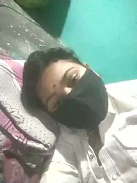 Snapshot of Big_hot44 chatting on January 11, 2026, 12:45 pm Big hot44 online show from January 11, 2026, 12:45 pm