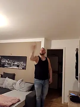 Chiemsee610 online show from April 15, 2026, 6:45 pm