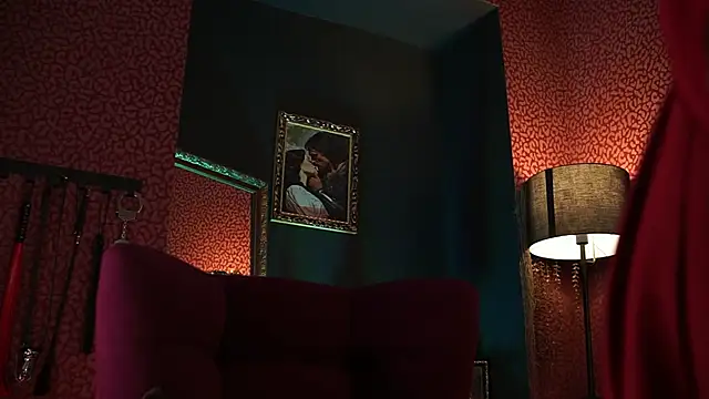 Roxa Lana online show from May 28, 2026, 2:23 pm