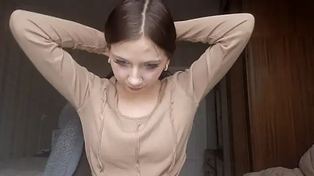 JeanelleSaam online show from December 5, 2025, 7:51 am