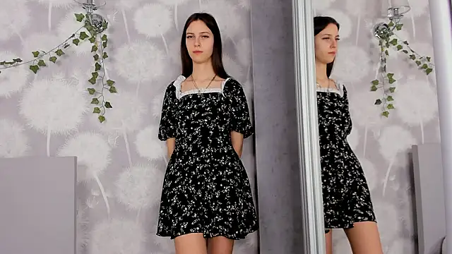 Snapshot of UmbraElyon chatting on March 2, 2026, 7:26 am UmbraElyon online show from March 2, 2026, 7:26 am