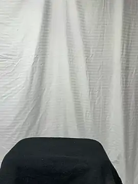 Snapshot of Dahan99346 chatting on February 15, 2026, 8:19 pm Dahan99346 online show from February 15, 2026, 8:19 pm