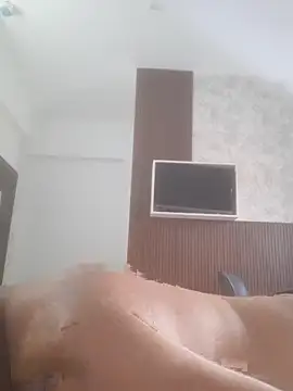 imurnee online show from December 4, 2025, 9:08 am