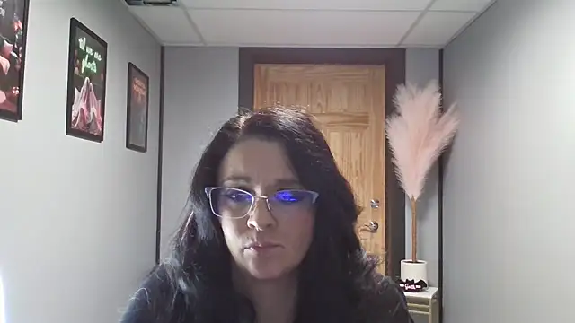 Natalia5Nash online show from December 15, 2025, 5:08 pm