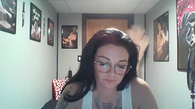 Natalia5Nash online show from March 10, 2026, 12:03 am