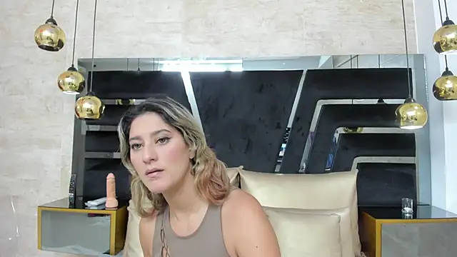 JulietaWales online show from January 7, 2026, 11:26 am