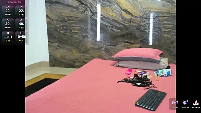 Evy connor online show from December 22, 2025, 11:32 am