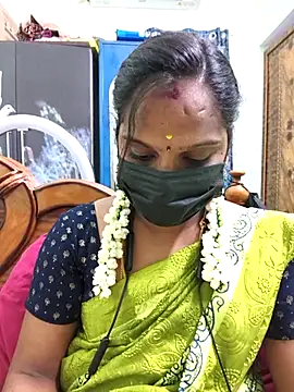 Snapshot of Tamil_Pallavi chatting on May 9, 2026, 5:27 pm Tamil Pallavi online show from May 9, 2026, 5:27 pm