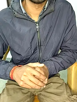 Snapshot of Vikramsinghot chatting on December 1, 2025, 5:25 pm Vikramsinghot online show from December 1, 2025, 5:25 pm