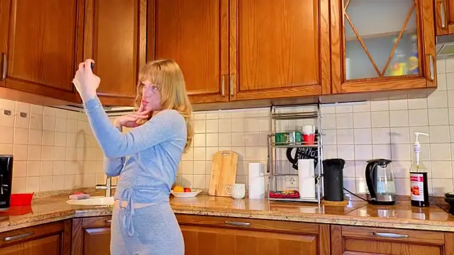 Snapshot of MatthewHoffis chatting on February 7, 2026, 9:50 am MatthewHoffis online show from February 7, 2026, 9:50 am