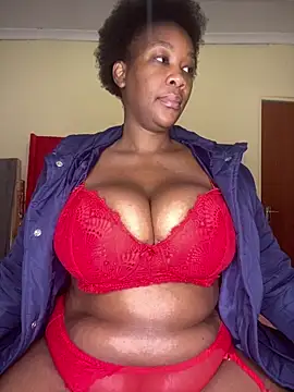 GiantClithpee online show from June 11, 2026, 1:49 am