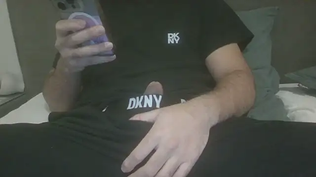 userre08 online show from December 15, 2025, 3:18 pm