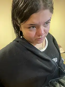 Camila Duarte2 online show from April 15, 2026, 2:54 pm