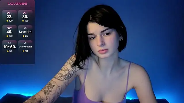 lololozhechka online show from December 18, 2025, 8:01 pm