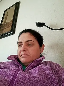 Snapshot of gini92 chatting on February 8, 2026, 7:06 am gini92 online show from February 8, 2026, 7:06 am