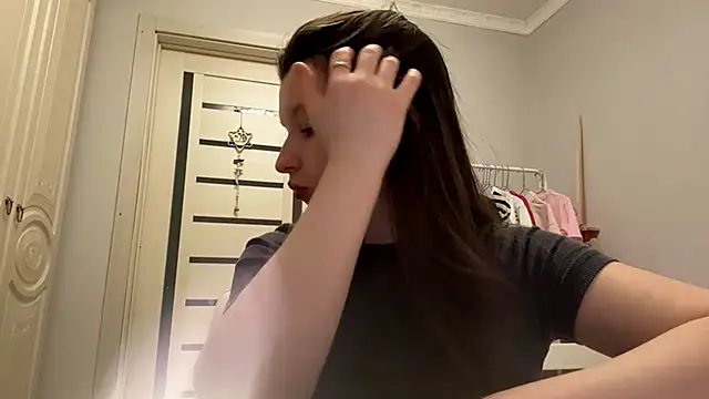 EllieBerrie online show from February 15, 2026, 5:12 pm