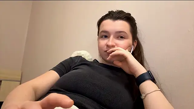 EllieBerrie online show from January 7, 2026, 8:14 pm