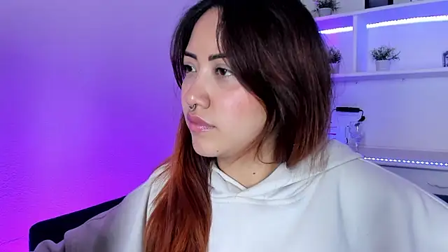 Snapshot of Saelivrae chatting on February 23, 2026, 7:14 pm Saelivrae online show from February 23, 2026, 7:14 pm