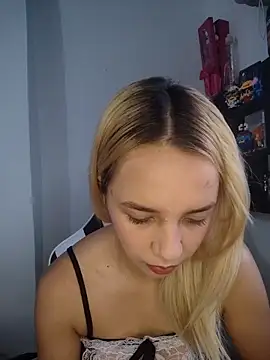 KasumiSophia online show from February 16, 2026, 12:26 pm