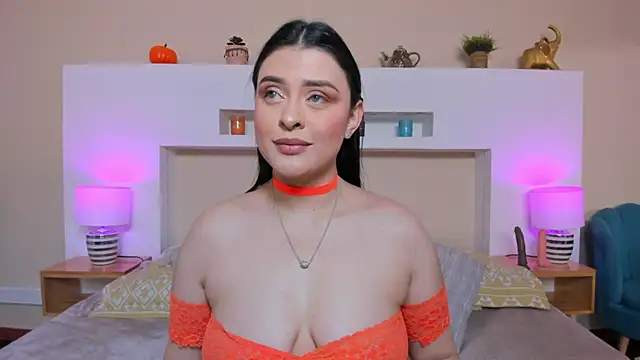 AnikaRomanoff  online show from December 14, 2025, 2:55 pm