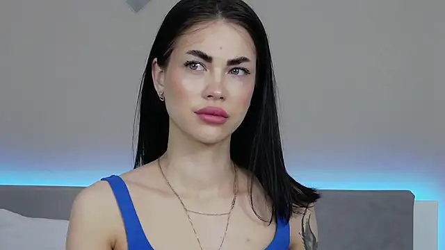 RachaelMils online show from December 4, 2025, 4:00 am