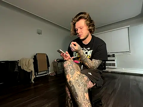 Tatertats online show from December 2, 2025, 5:31 am