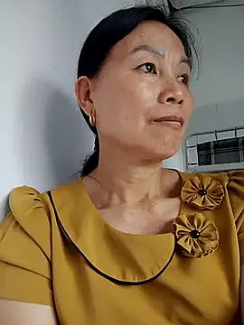 Lili-123k online show from February 7, 2026, 8:22 am