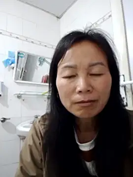 Lili-123k online show from February 9, 2026, 1:47 am