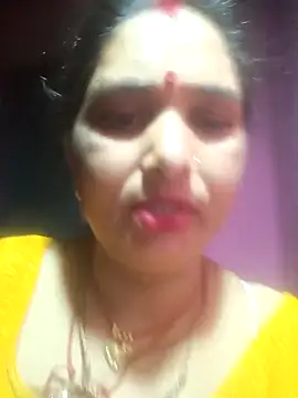 Your-shreya143 online show from March 7, 2026, 11:32 pm