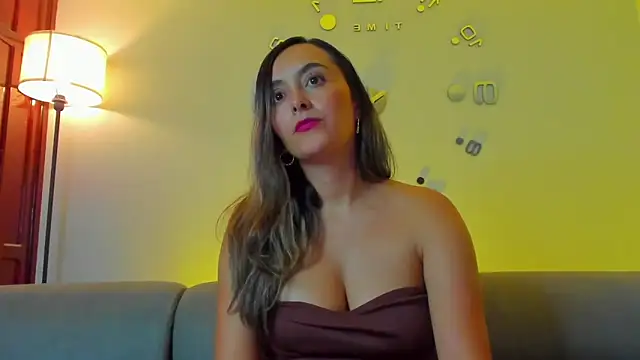 Snapshot of Victoria_Rose_ chatting on May 23, 2026, 8:08 pm Victoria Rose online show from May 23, 2026, 8:08 pm