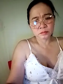 Sexfullx online show from April 13, 2026, 4:38 am