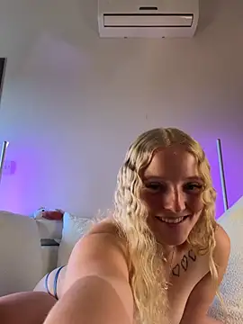 Sophie cute06 online show from May 14, 2026, 7:49 am