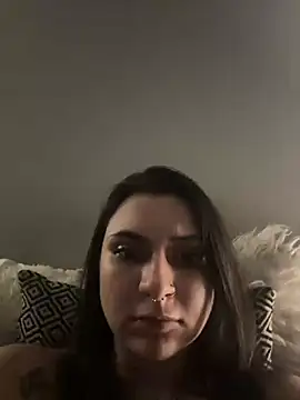 Tinytinkarough online show from December 2, 2025, 1:13 pm