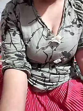 hottyrose69 online show from March 27, 2026, 1:36 am